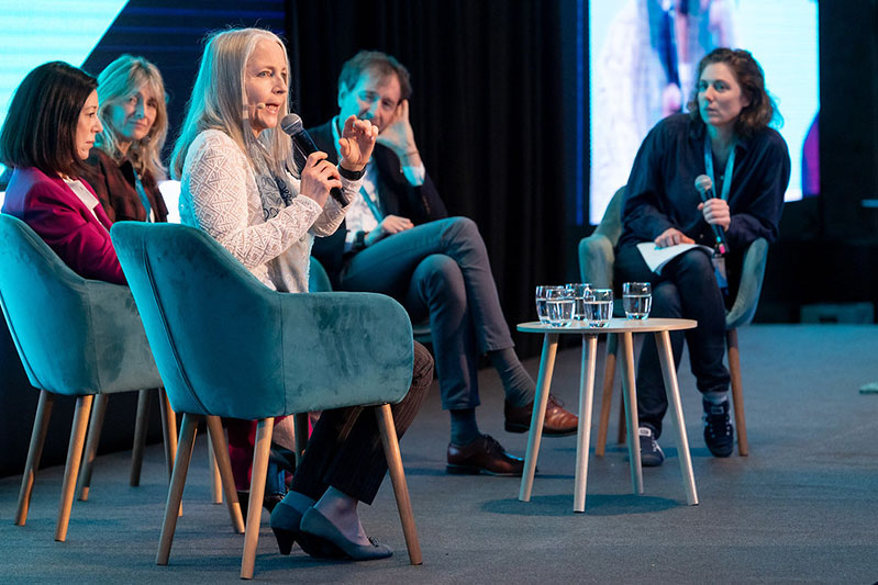 Ponencia “The Power of Blended Capital: Integrating Philanthropy, Impact, and Public Capital for Systems Change” con Irene Arias, Uli Grabenwarter, María Ángeles León, Ángela Pérez y Zazie Tolmer